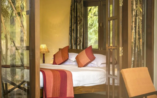 WelcomHeritage Bandhavgarh Jungle Lodge