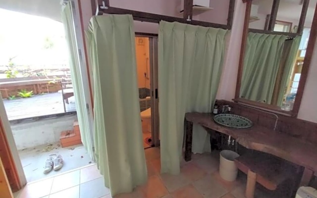 Designer's Hotel Nakadoma Inn- Female-only dormitory - Vacation STAY 23717v – Bathroom – Onna