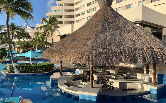 Royal Solaris Cancun Resort - Cancun All Inclusive Resort