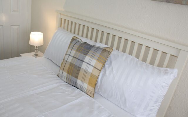 Captivating 3-bed House in Newcastle Upon Tyne