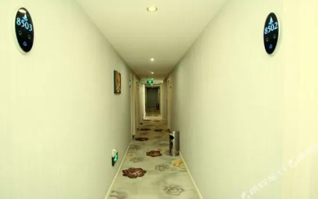 Shunjing Hot Spring Hotel