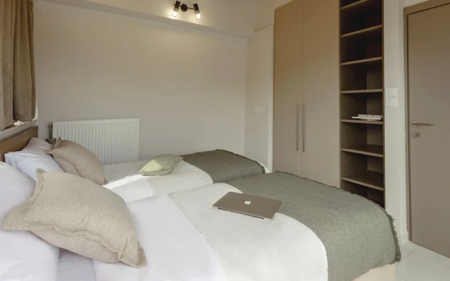 Akali apartment Airport by Airstay