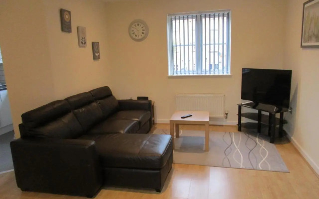 20 Nightingale Gardens, Coton Park, Rugby CV23 0WT