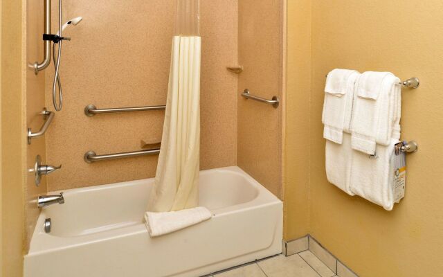 Western Inn & Suites