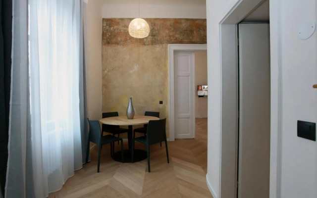 The Apartment House - Mezibranska