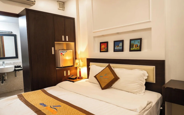 Bay Luxury Chariot Hotel