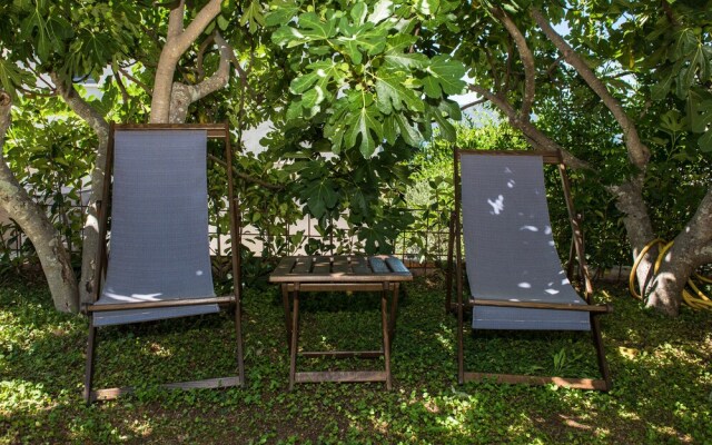 1-bed Large Apartment in Tivat Swiming Pool