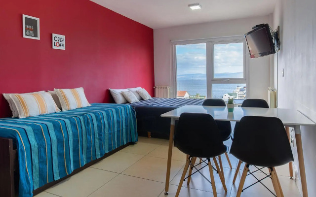 Happy Guest Apart 36