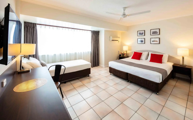 Hides Hotel Cairns
