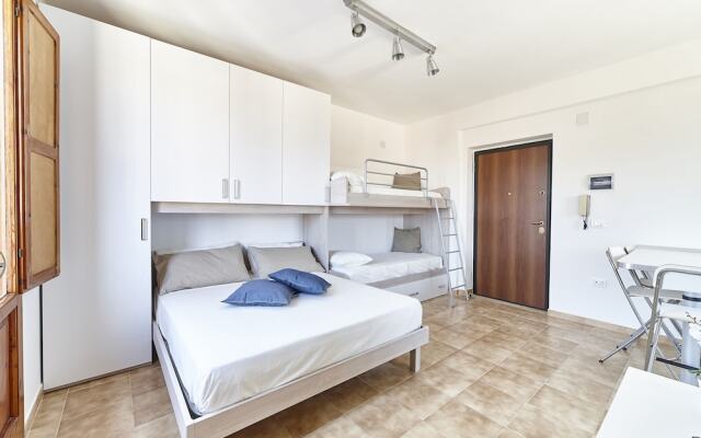 Specchio Apartment