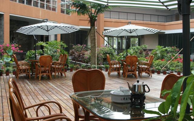 The University Town Hotel