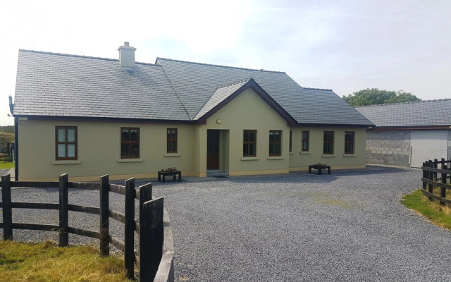 White Thorn House