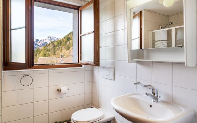 Alpine Apartment With Stunning Views