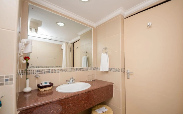 Muthu Silver Springs Hotel