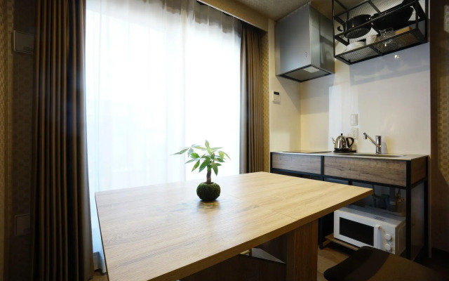 Rona Hotel