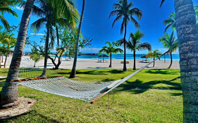 Abaco Beach Resort and Boat Harbour Marina