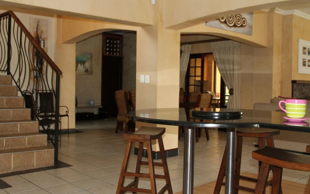 La Villa Rosa