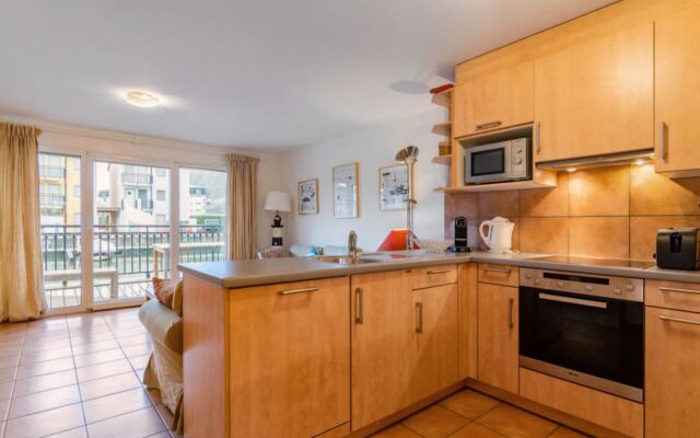 Vasco de Gama B8 R Port-valais