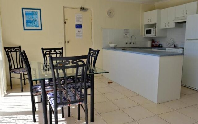 Beach House Holiday Apartments