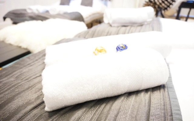 Urban City Apartment - Contactless Check-In