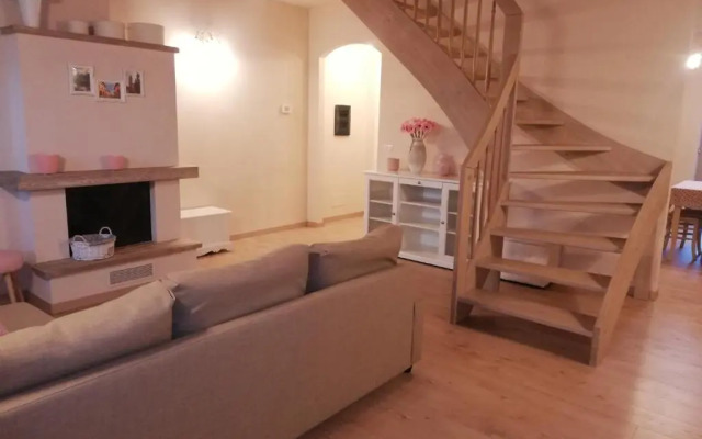 Intero appartamento Villa Elisa 2 box auto giardino