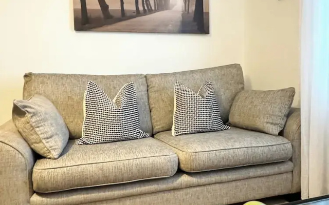 Comfortable One Bedroom Apartment London