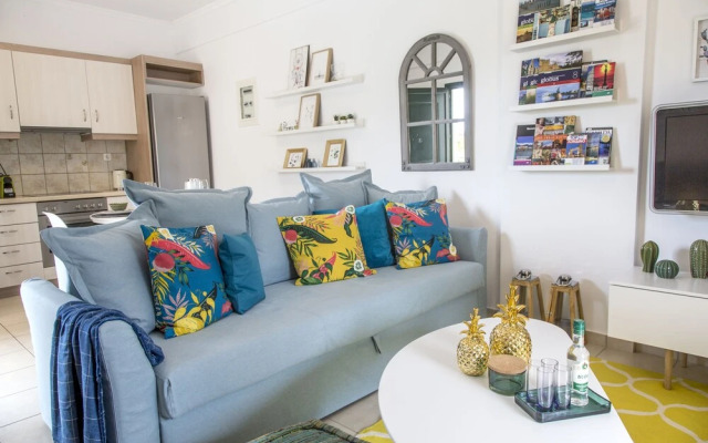 "exotic Studio at Oliva Holiday Homes"