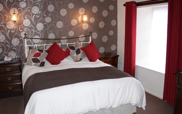 Half Moon Inn