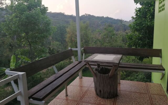 Ingkamol Homestay
