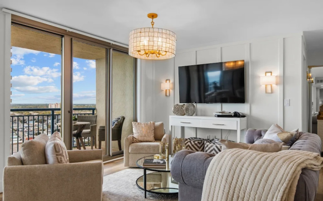 1606 Brighton 3 Bedroom Condo