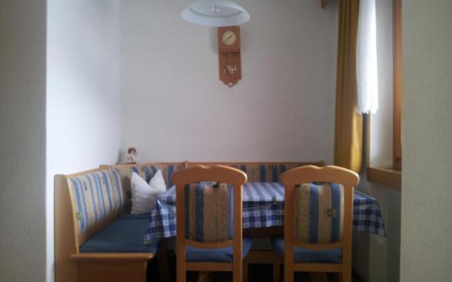 Apartments Gana