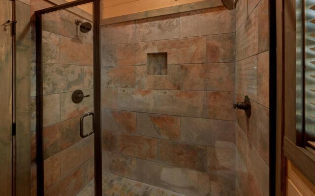 Blackberry Springs in Gatlinburg