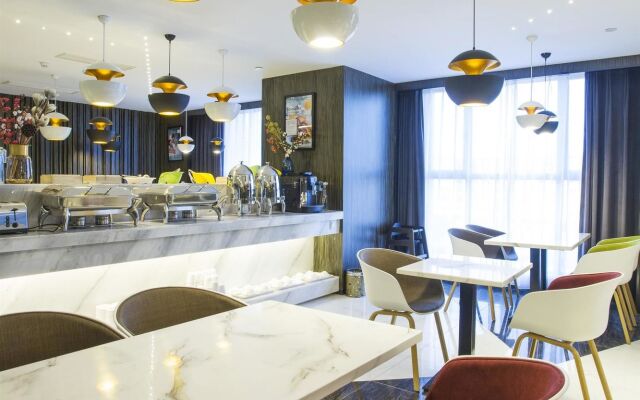 Campanile Yangzhou Jinghua