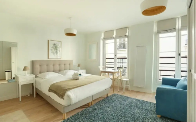 Charming Flat With AC - Center of Paris