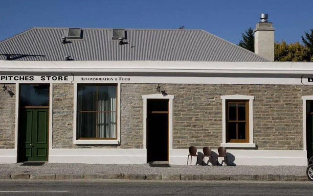 Pitches Store Accommodation