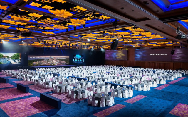 Resorts World Sentosa - Equarius Hotel
