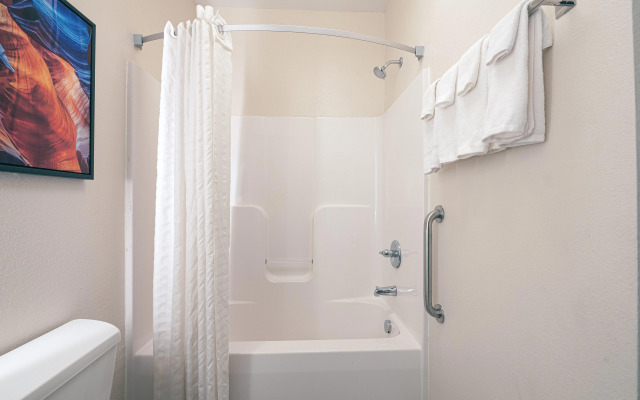 Candlewood Suites Merrillville by IHG