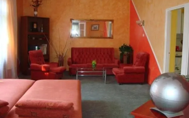 Delfin Apartmanház