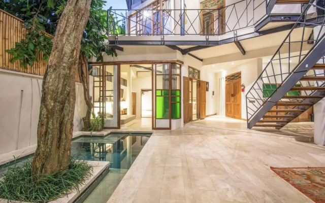 Stylish 2-br Villa With Pool, 800m Canggu Beach