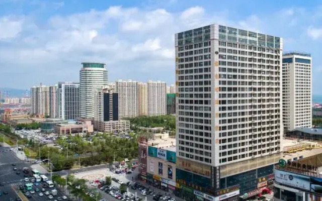 Letian Century City Hotel (Weihai Railway Station Hanlefang)