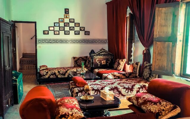 Ryad Zahrat Fes
