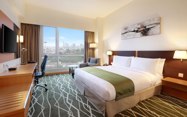 Holiday Inn Melaka by IHG - photo 3