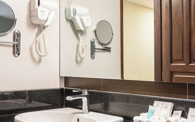 Prideinn Mombasa City 7