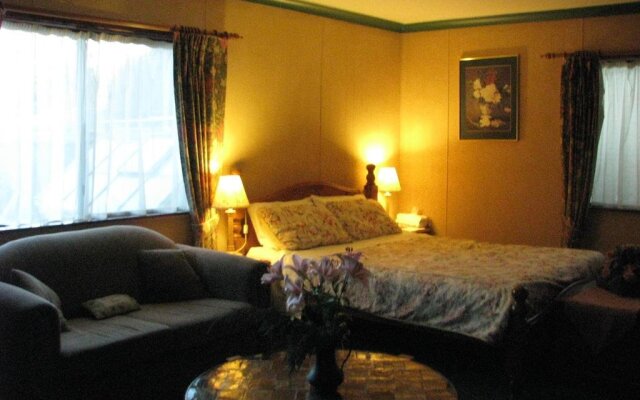 A Winter-Rose Cottage Bed and Breakfast