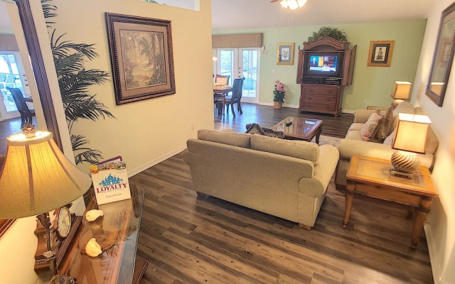 Rocco's Retreat Villa