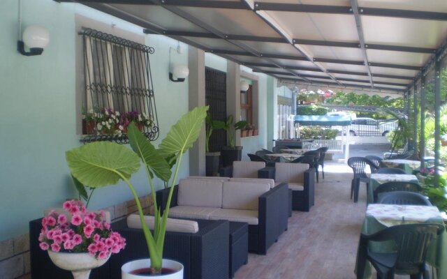 Albergo George Junior