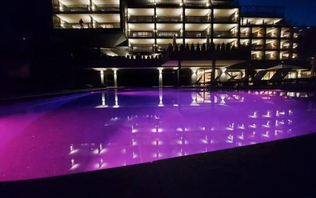 Molaris Lodge