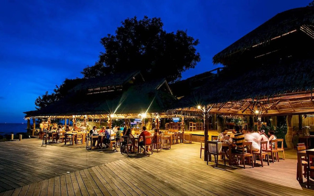 Captain Hook Resort