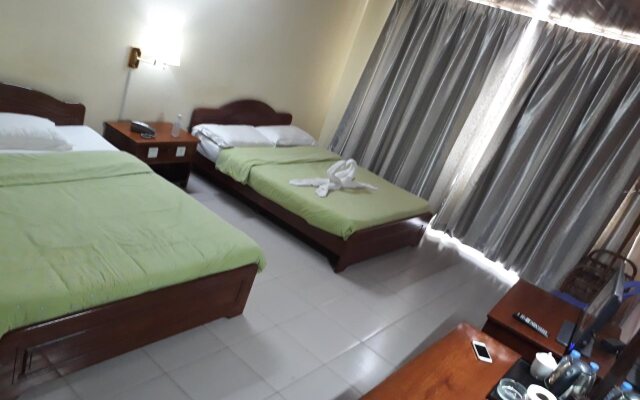 Mango Hotel