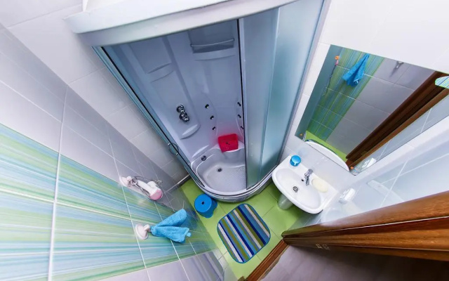Barracuda hostel — фото